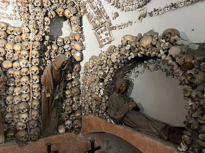 Capuchin Crypt & Rome’s Best-Kept Secrets Tour by Golf Cart