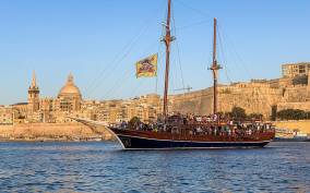 Malta: 5-Hour Lazy Pirate Boat Party with Drinks & Food