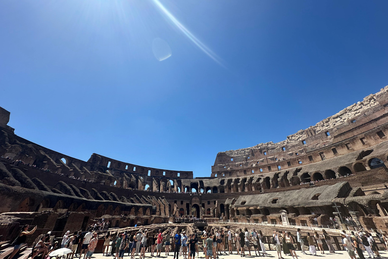 Roma: Entrada na Arena do Coliseu com a aplicação Audioguide