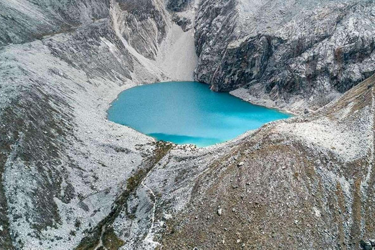 De Huaraz: Caminhada até o Lago 69