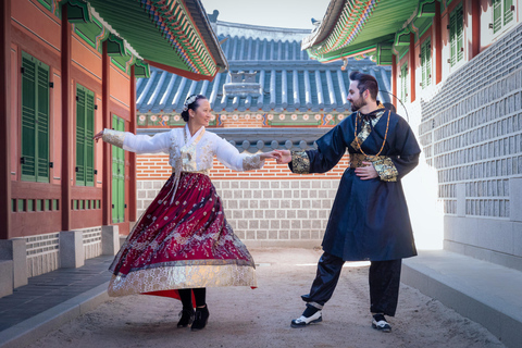 Hanbok-Fototour in einem Palast von Daehanhanbok