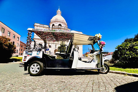 Lisbon: Tuk Tuk Private Tour With Free Polaroid Photos Lisbon: Old town Tuk Tuk Tour (60min)