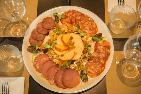 فونشال: تذوق النبيذ البرتغالي مع الساقي