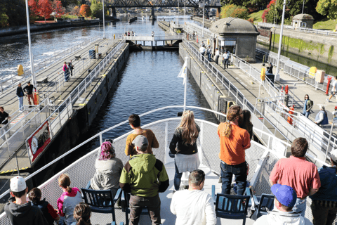 Seattle: Locks Cruise with Local Guide Departs From AGC Marina/Lake Union with Return Bus