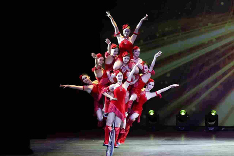 Beijing Red Theatre Kung Fu Acrobatic Show Pre-Booked Ticket 11-13 Row
