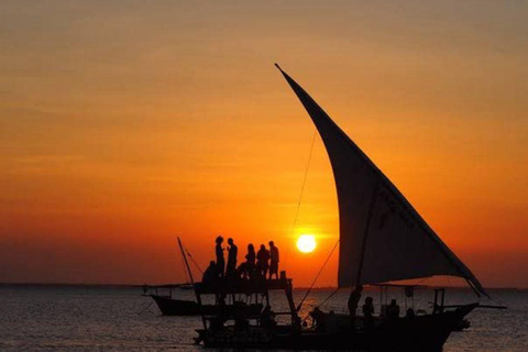 Croisière au coucher du soleil à Nungwi