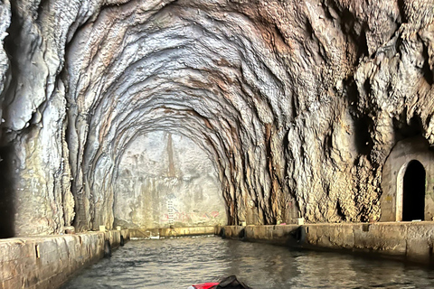 Kotor: Tour durch die Blaue Höhle und den Golf mit dem Schnellboot