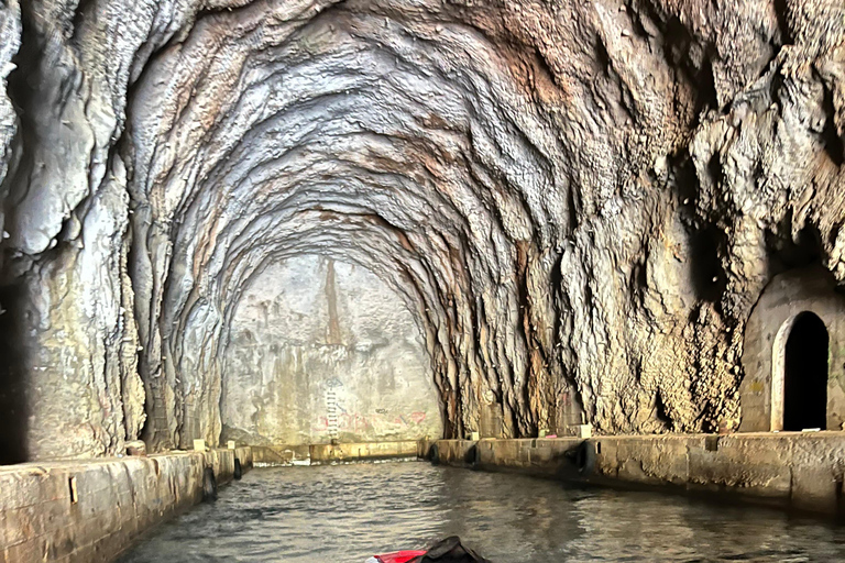 Kotor: Tour durch die Blaue Höhle und den Golf mit dem Schnellboot