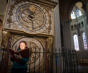 Storytelling tour of the Vieux-Lyon for children in French