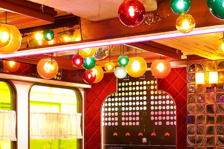 Tokyo Nakano: Anime tour Japanese subculture and Pachinko