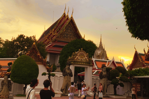 Bangkok: Halbtagestour mit geführter Stadtführung und Tempeln
