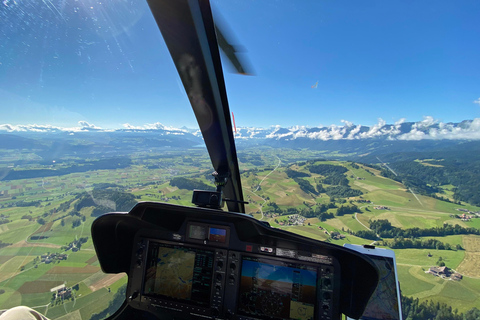 Bern: Exclusive Helicopter-Tour for 4 over the Swiss Capital