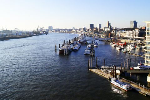 Hamburg: 2.5-Hour Private Historical Walking Tour