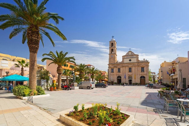 Chania city and Lake Kournas Day Tour