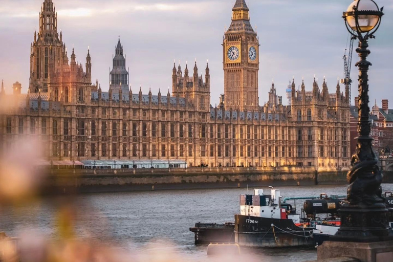 From London: 7-Day England and Scotland Coach Tour