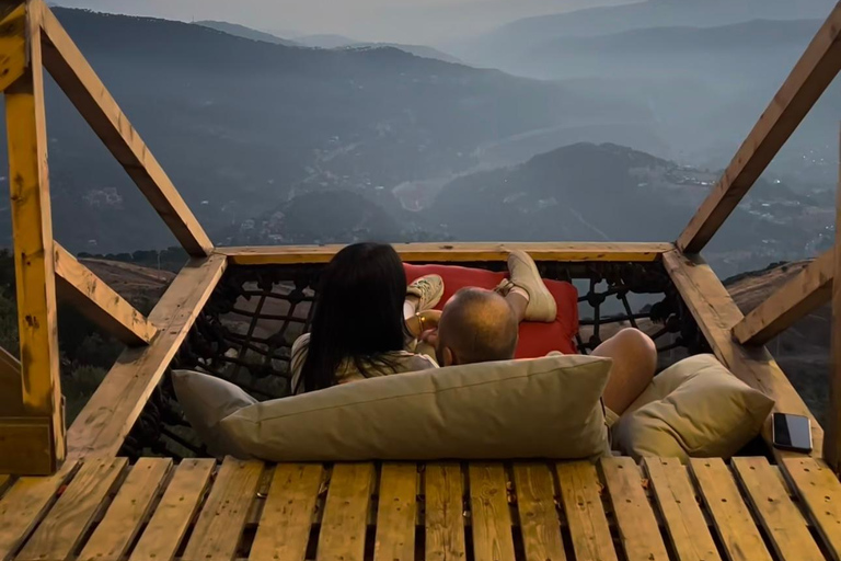 Beirut: Privater Sonnenuntergangs-Roadtrip zu versteckten SchätzenBeirut: Privater Sonnenuntergangs-Roadtrip zu versteckten Juwelen