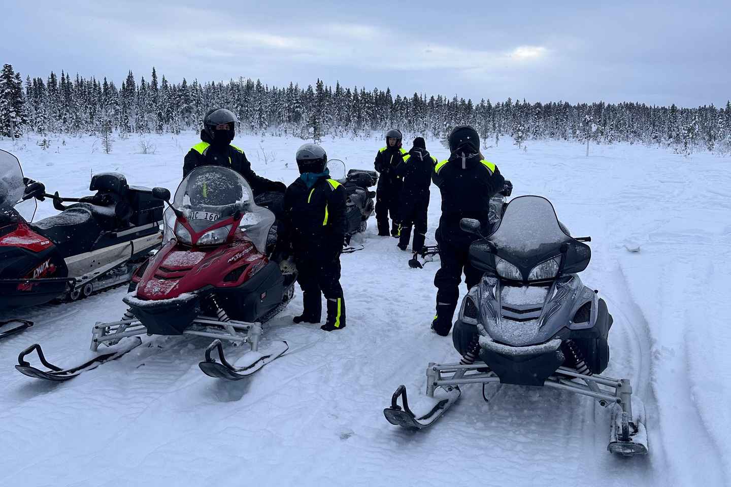 Kiruna: Snowmobile Tour with Icehotel Visit and Fika - Kiruna: Snowmobile Tour with Icehotel Visit and Fika