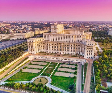 Bukareszt: Parlament, Muzeum Wsi i rezydencja Ceaușescu