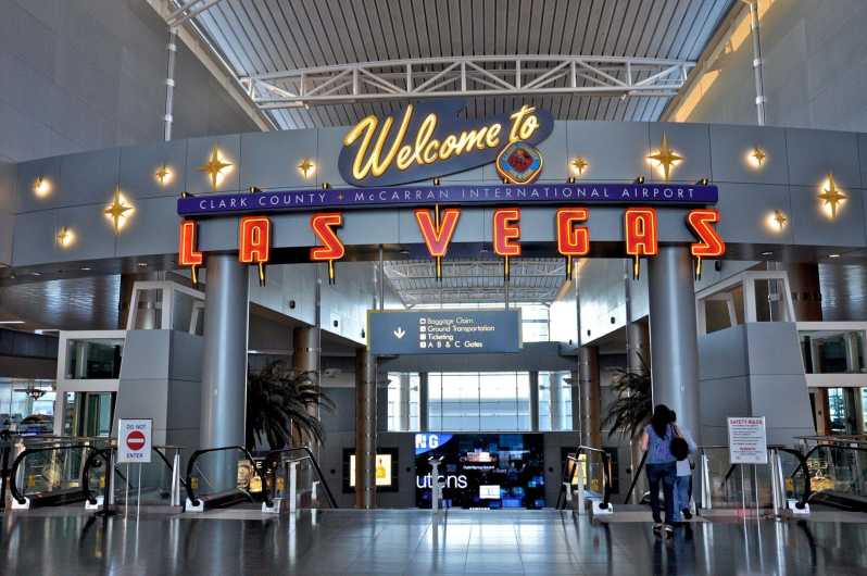 LAS Airport:Arrival or Departure Las Vegas(Pax UP to 5)
