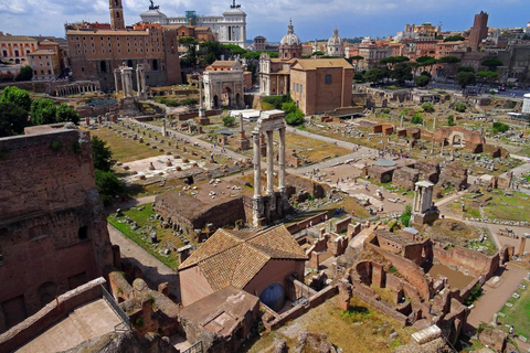 Rome: Colosseum Guided Tour with Roman Forum Entry