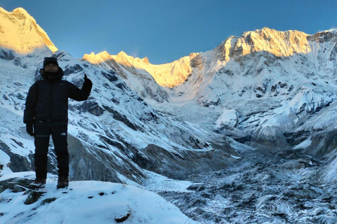 Trekking del Campo Base dell&#039;Annapurna di 7 giorni: itinerario di viaggio personalizzatoTrekking del Campo Base dell&#039;Annapurna di 7 giorni: Pokhara: Trek privato ABC