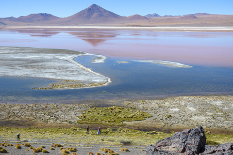 La Paz: 4-Day Uyuni Salt Flats to San Pedro de Atacama ENGLISH-SPEAKING GUIDE