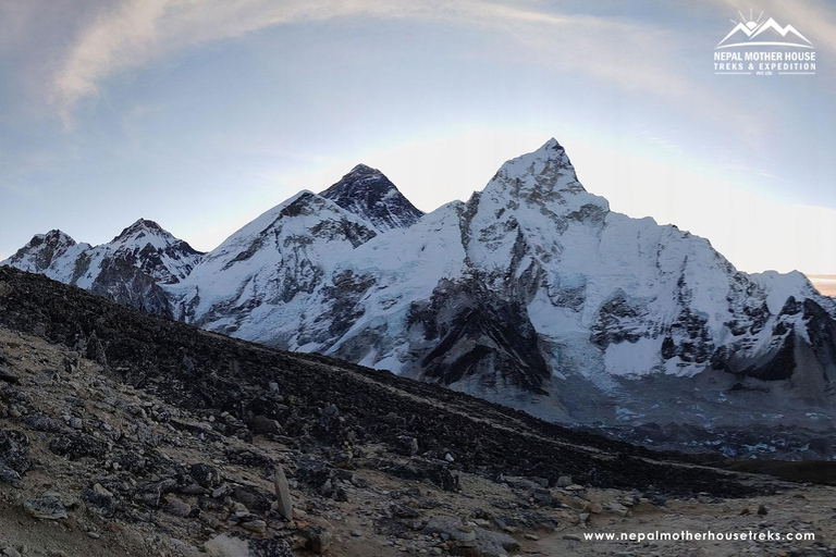 Caminata de 12 días por el Campo Base del Everest con guía sherpa local