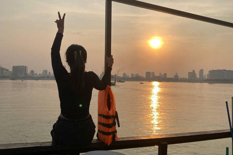 Sunset Cruise: Your Cruise You Choose, 3 wonderful options Amber: Cruise with Unlimited Beer & Soft Drinks (No Food)