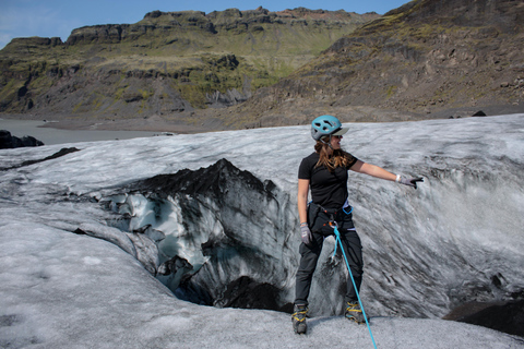 Sólheimajökull: Easy and Fully-Equipped Guided Glacier Walk