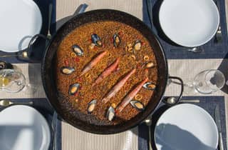 Authentischer Paella- und Sangria-Kochkurs in Barcelona