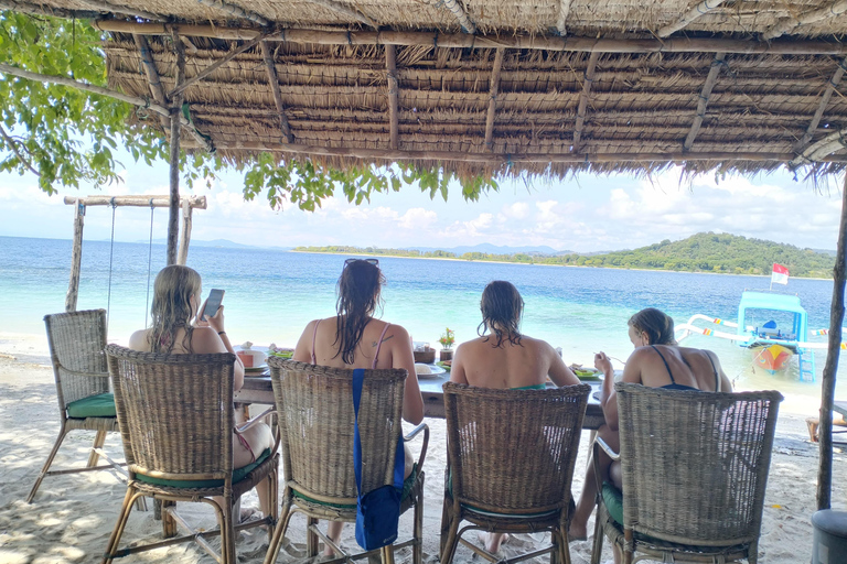 From Lombok: Full-Day Gili Gede, Rengit, & Layar Island Tour Private Tour with Meet at Harbor