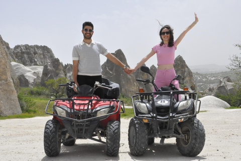 Balade en quad au coucher du soleil en Cappadoce avec traversée de la rivièreExcursion de 2 heures en quad au coucher du soleil