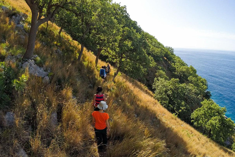 جنوب ألبانيا: جولة مغامرات شاملة لمدة 8 أيام مع مرشد محلي