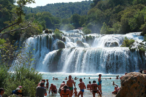 Prywatna jednodniowa wycieczka do Wodospadów Krka i Zamku Gry o Tron