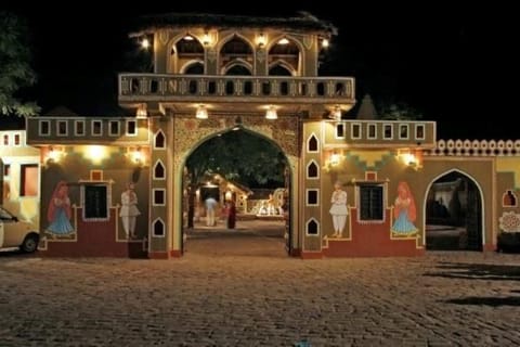 Jaipur Evening Tour Chokhi Dhani village culture with dinner