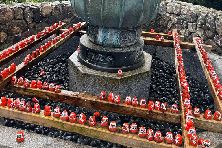 Osaka: Minoh Waterfall & Katsuo-ji Temple Half-Day Tour