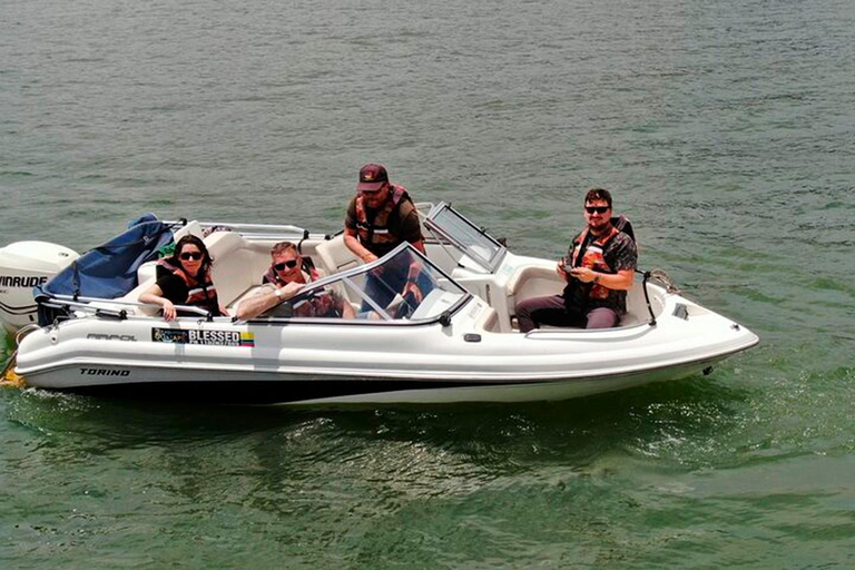 Van Guatape: Pablo Escobar Mansion, Paintball &amp; boottocht