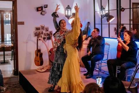 Córdoba : Tablao Flamenco Doble de CepaAlleen ticket Toon