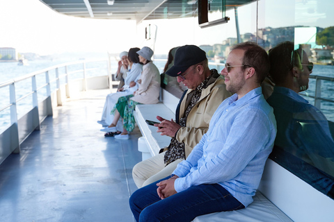 Istanbul: Bosphorus Cruise with Late Lunch and Scenic Views
