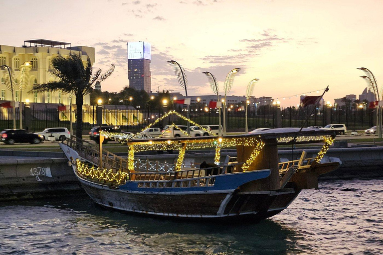 Doha: Private Städtetour mit Souk Waqif &amp; Katara VillageDoha: Private Stadtrundfahrt mit Souk Waqif &amp; Katara Village