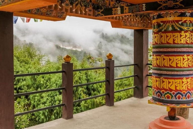 Bhutan: 12-Day Bumthang Valley Trek and Cultural Tour
