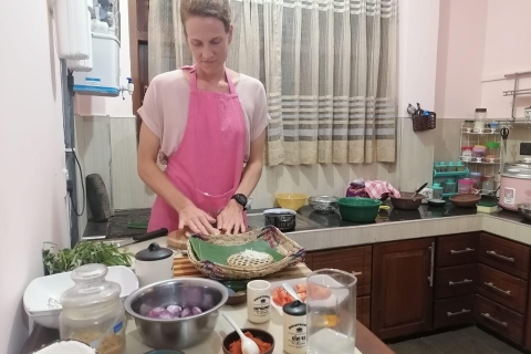 Prywatne lekcje gotowania i lokalne posiłki w domu w Ella