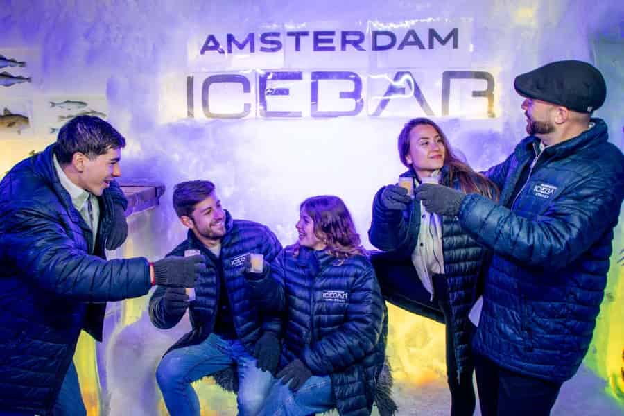 Amsterdam: Eintrittskarte für die Icebar mit 3 Getränken. Foto: GetYourGuide Amsterdam: Eintrittskarte für die Icebar mit 3 Getränken. Foto: GetYourGuide