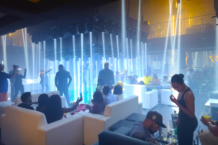 Oficial de Sosua: Visita à vida nocturna com serviço de ida e volta