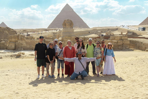 Hurghada: Full-Day Trip to Cairo by Plane Option 3 - Giza Pyramids Tour with Optional Museum Visit