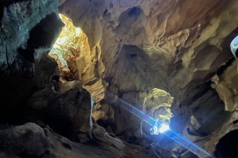 Największa tyrolka/Jaskinia i wodospad Biausevu Wycieczka odkrywczatylko hotele w rejonie wybrzeża koralowego (odbiór i transport powrotny)