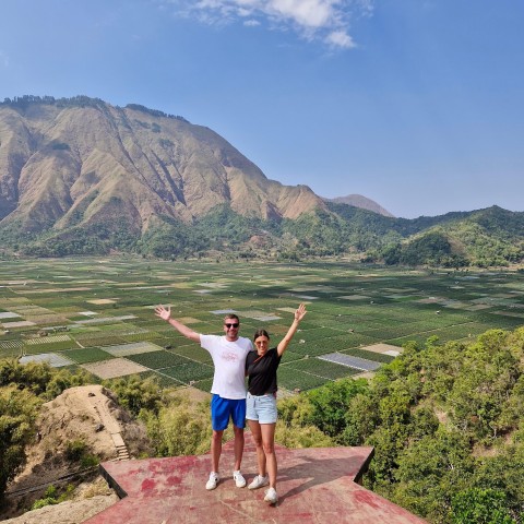 Visit See The Stunning View Of Selong Hill and Tiu Kelep Waterfall in Lombok, Indonesia