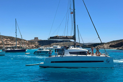 A melhor experiência de um dia inteiro em um catamarã de luxo