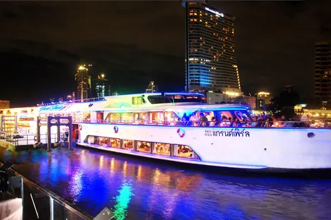 Bangkok: Cultural Gem's Wandeltour + 2 uur durende Dinner Cruise