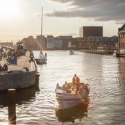 Copenhagen: Exclusive Guided Boat Tour